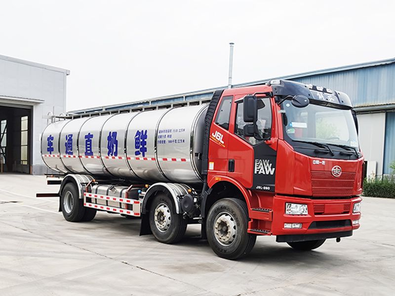 鮮奶運輸車（15.6立方一汽解放）